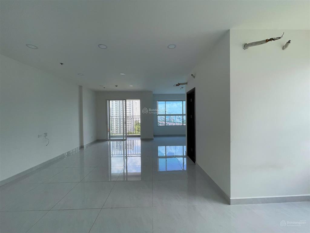 Cho thuê căn hộ 50m2 giá 10 triệu/tháng tại sunrise riverside, làm văn phòng hoặc để ở.