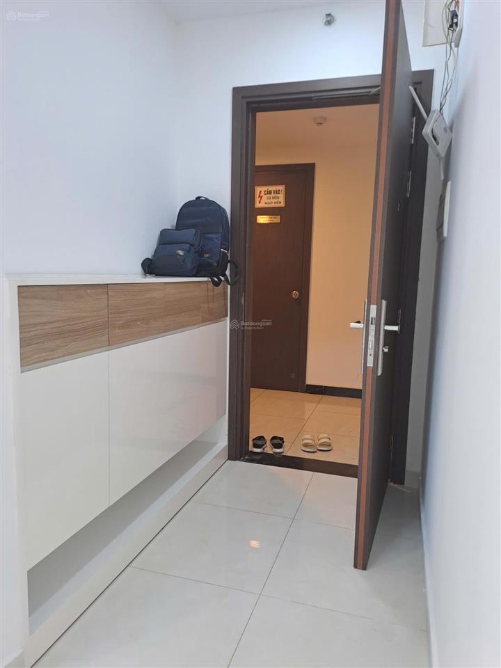 Cho thuê căn hộ sunrise riverside 2pn. cách rmit 5ph, full nt giá 13 triệu/tháng.  0978 459 ***