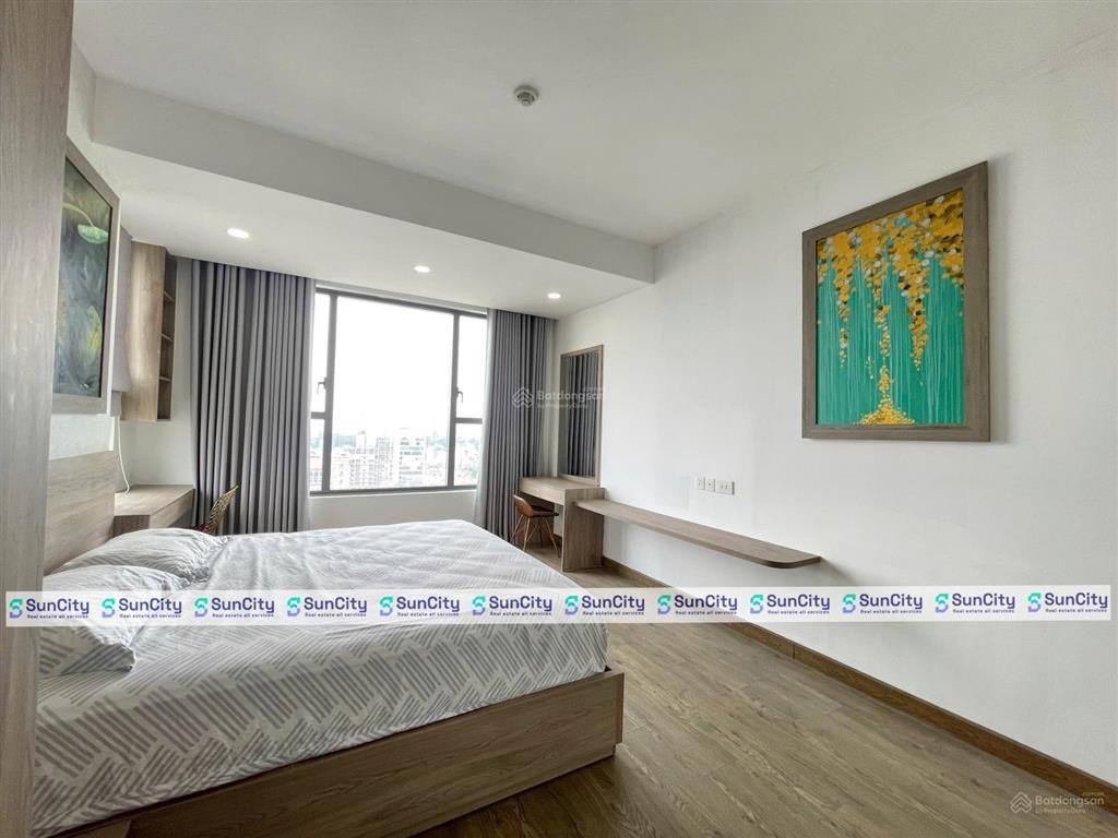 Cho thuê cc 3pn, 2wc chỉ với 31 triệu, 110m2 ở the tresor, bến vân đồn, q4, hcm