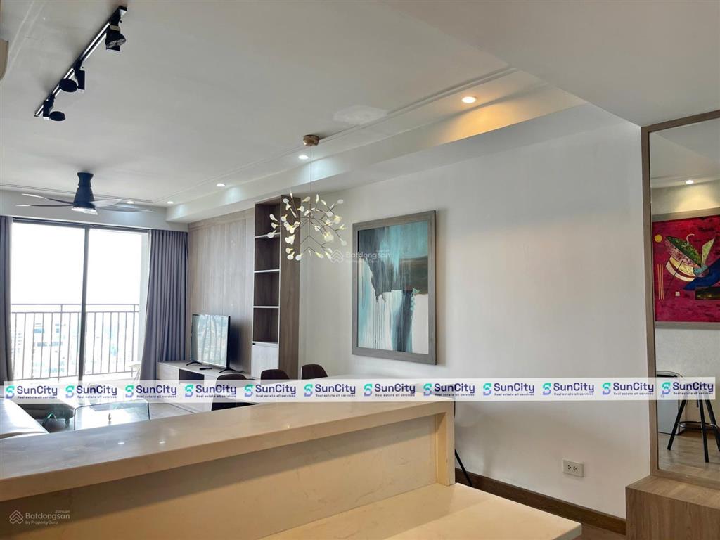 Cho thuê cc 3pn, 2wc chỉ với 31 triệu, 110m2 ở the tresor, bến vân đồn, q4, hcm