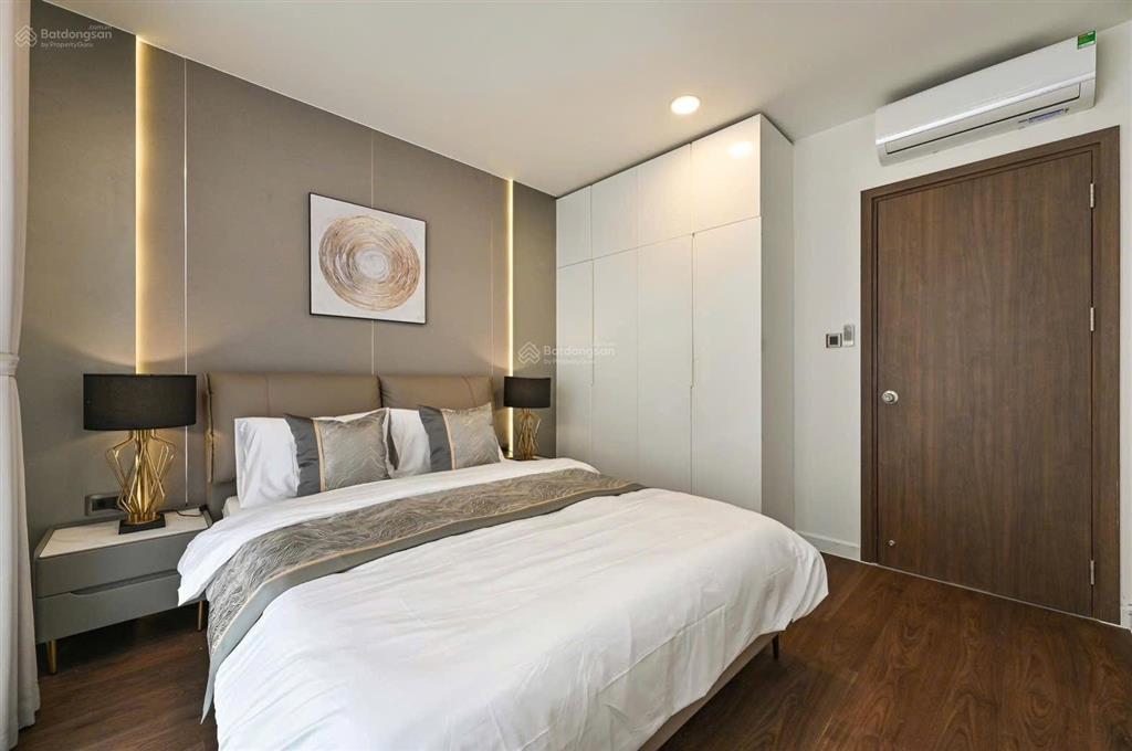 Cho thuê căn hộ 2pn, 21 triệu/th, 65m2 tại saigon royal residence, q4, hcm