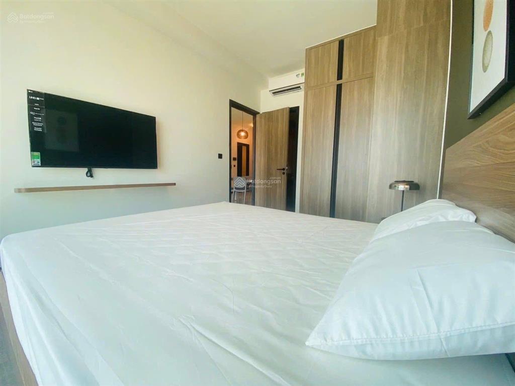 Cho thuê cc de la sol, 25 triệu, 84m2, 2pn, 2wc bao đẹp, view sông pháo hoa, nhà mới thoáng đẹp