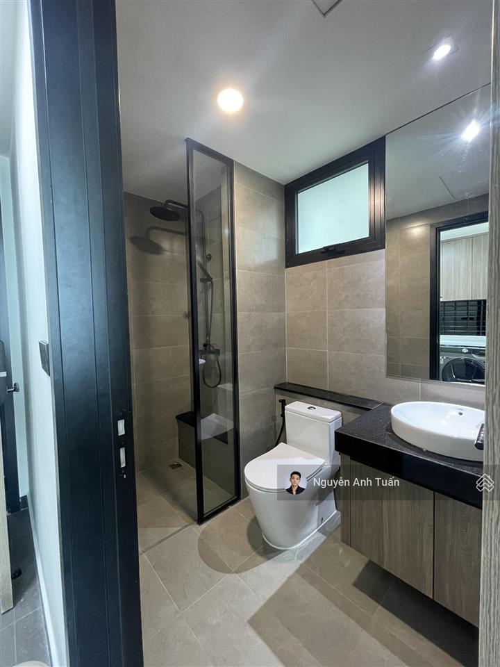 Bán gấp căn hộ de la sol, tôn thất thuyết, 13 tỷ, 111,42m2, tầng cao view đẹp bitexco,tiện ích 5*