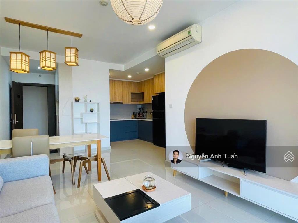 Cho thuê gấp cc 2pn, 2wc, 88m2 tại saigon royal residence, 28 triệu vnd  view sông, pháo hoa