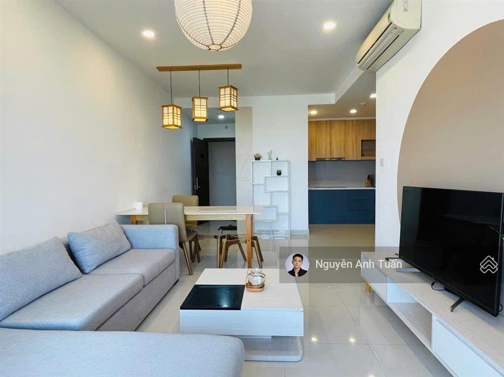 Cho thuê gấp cc 2pn, 2wc, 88m2 tại saigon royal residence, 28 triệu vnd  view sông, pháo hoa