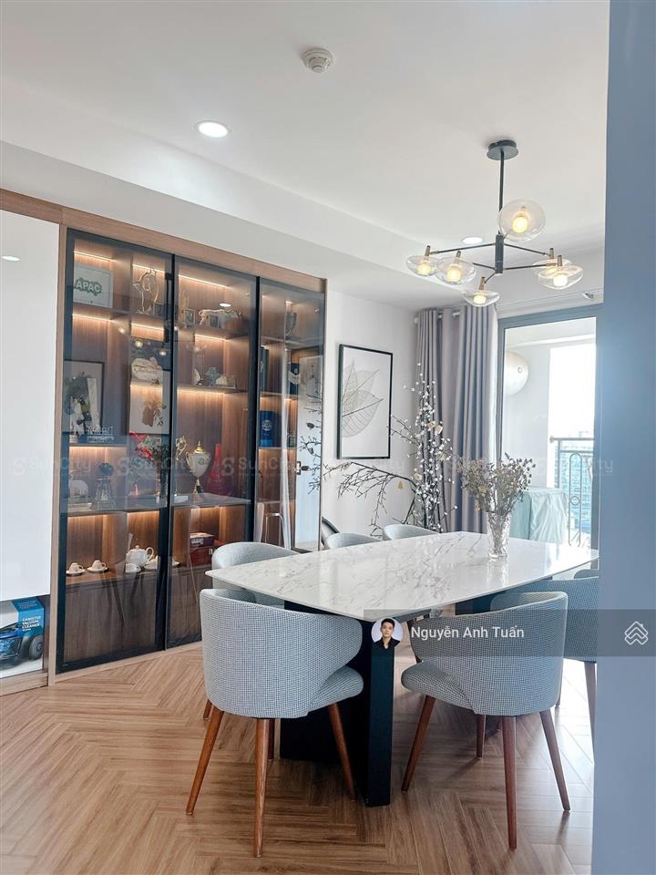 2pn2wc 103m2 đập thông từ căn 3pn saigon royal, quận 4full view kính panorama nhìn sông, pháo hoa
