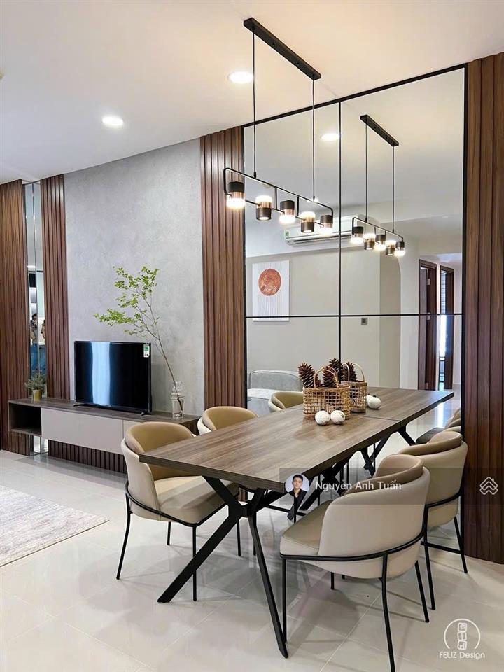 Bán cc tại saigon royal residence, giá tốt 9 tỷ, 81m2, 2pn + 2wc, giá siêu tốt đầu tư sẵn hđt