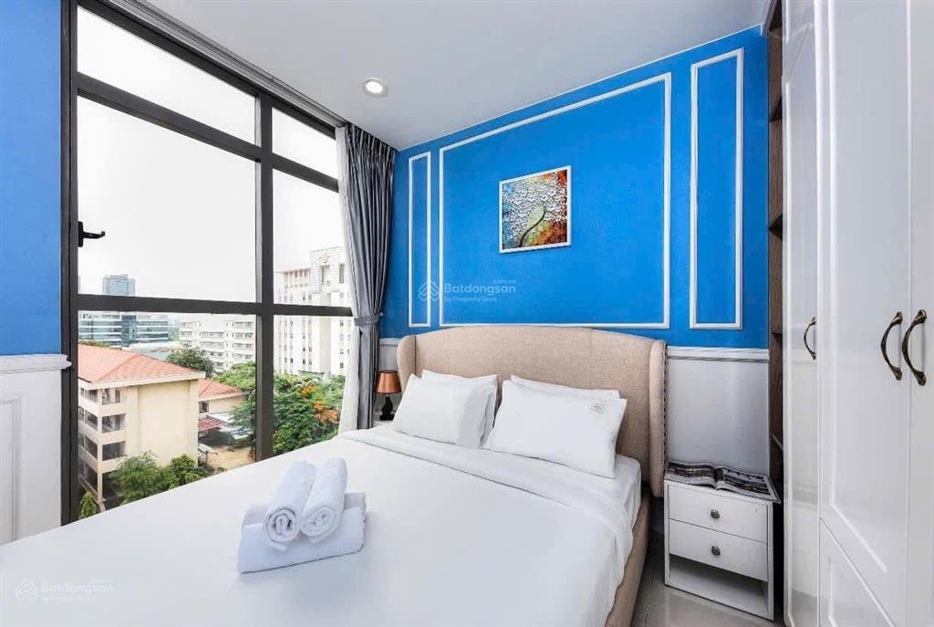 Bán căn hộ cc tại saigon royal residence, 5 tỷ vnd, 43 m2, 1pn, 1wc  view nhìn sông và pháo hoa