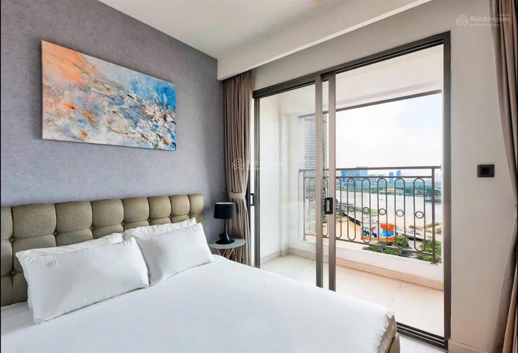 Cho thuê cc tại saigon royal residence, 44 triệu vnd, 115m2, 3pn, 2wc, view sông pháo hoa