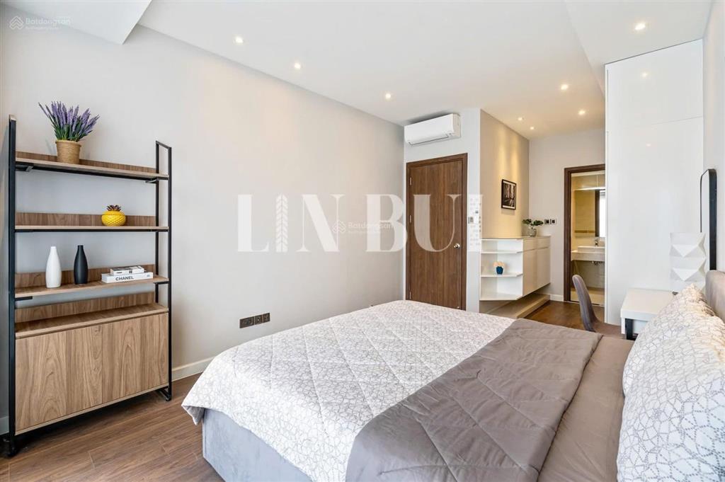 Cho thuê cc tại saigon royal, giá tốt 27 triệu, 88m2, 2pn, 2wc, full nội thất, view sông pháo hoa