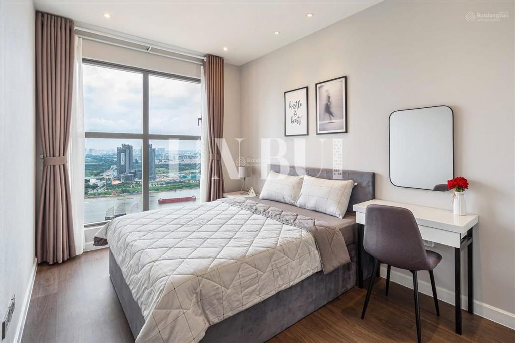 Cho thuê cc tại saigon royal, giá tốt 27 triệu, 88m2, 2pn, 2wc, full nội thất, view sông pháo hoa