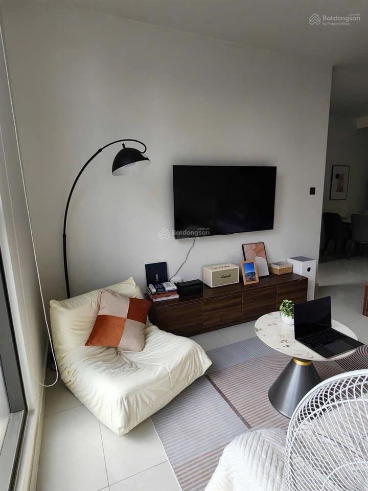 Cho thuê căn hộ studio, 43m2 tại saigon royal residence, 16 triệu vnd  view bitexco, sông sg