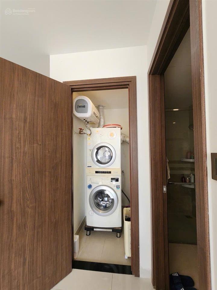 Cho thuê căn hộ studio, 43m2 tại saigon royal residence, 16 triệu vnd  view bitexco, sông sg
