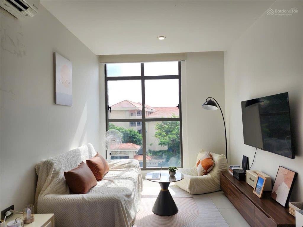 Cho thuê căn hộ studio, 43m2 tại saigon royal residence, 16 triệu vnd  view bitexco, sông sg