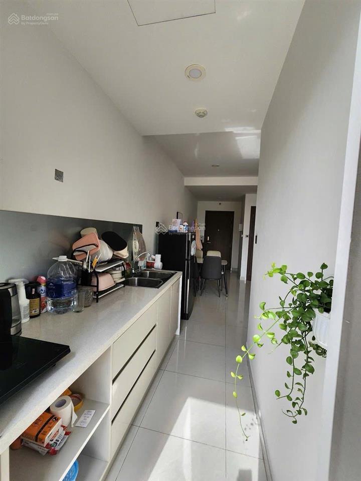 Cho thuê căn hộ studio, 43m2 tại saigon royal residence, 16 triệu vnd  view bitexco, sông sg