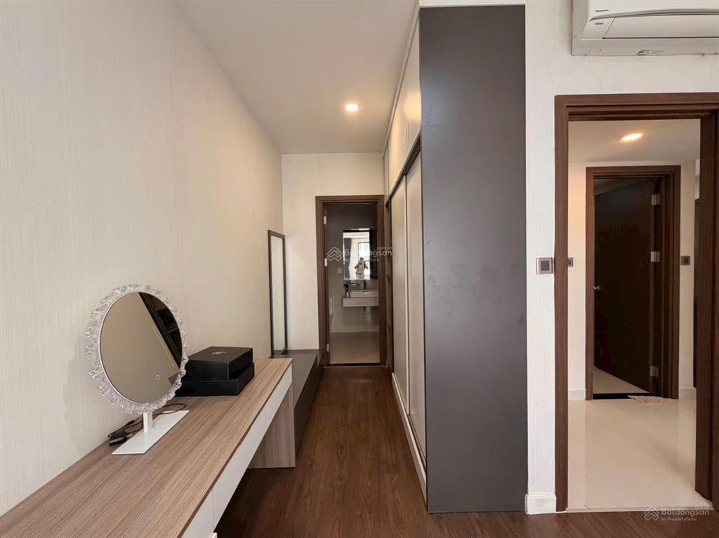 Cho thuê cc saigon royal residence, 25 triệu vnd, 88m2, 2pn, 2wc, đầy đủ tại bến vân đồn, q4, hcm