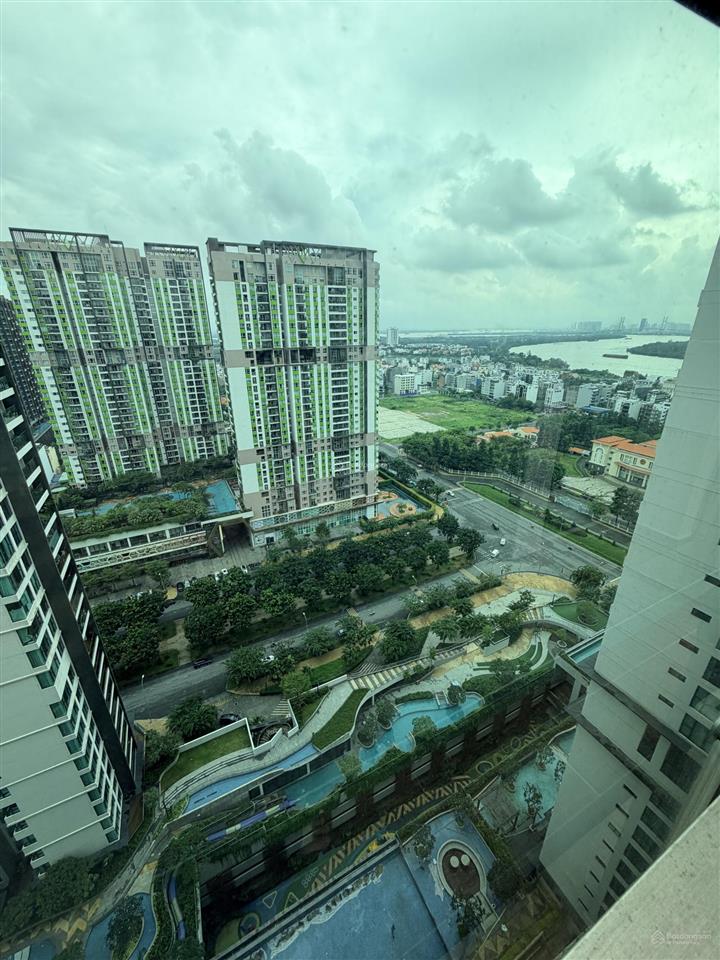 Bán 2pn2wc tim tường 103m2,sử dụng 90.2m2 feliz en vista, 11 tỷ, giá siêu hời, tầng cao view thoáng