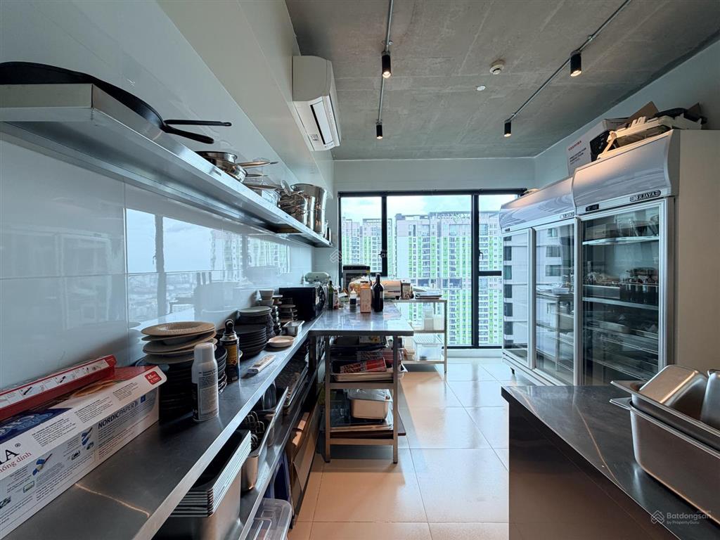 Bán 2pn2wc tim tường 103m2,sử dụng 90.2m2 feliz en vista, 11 tỷ, giá siêu hời, tầng cao view thoáng