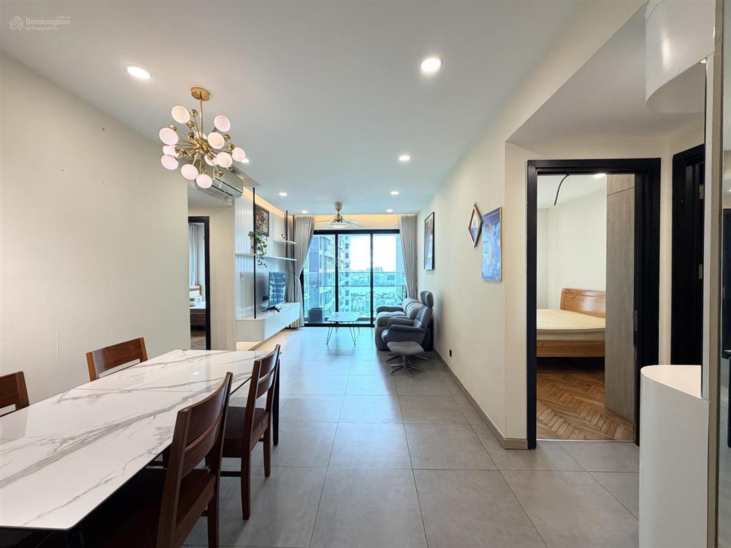 Cho thuê 3pn2wc 107m2 feliz en vista, q2  tầng cao nhà đẹp view sông  thiết kế hiện đại giá 35tr