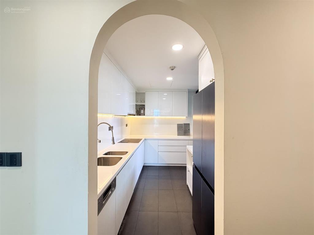 Cho thuê 3pn2wc 107m2 feliz en vista, q2  tầng cao nhà đẹp view sông  thiết kế hiện đại giá 35tr