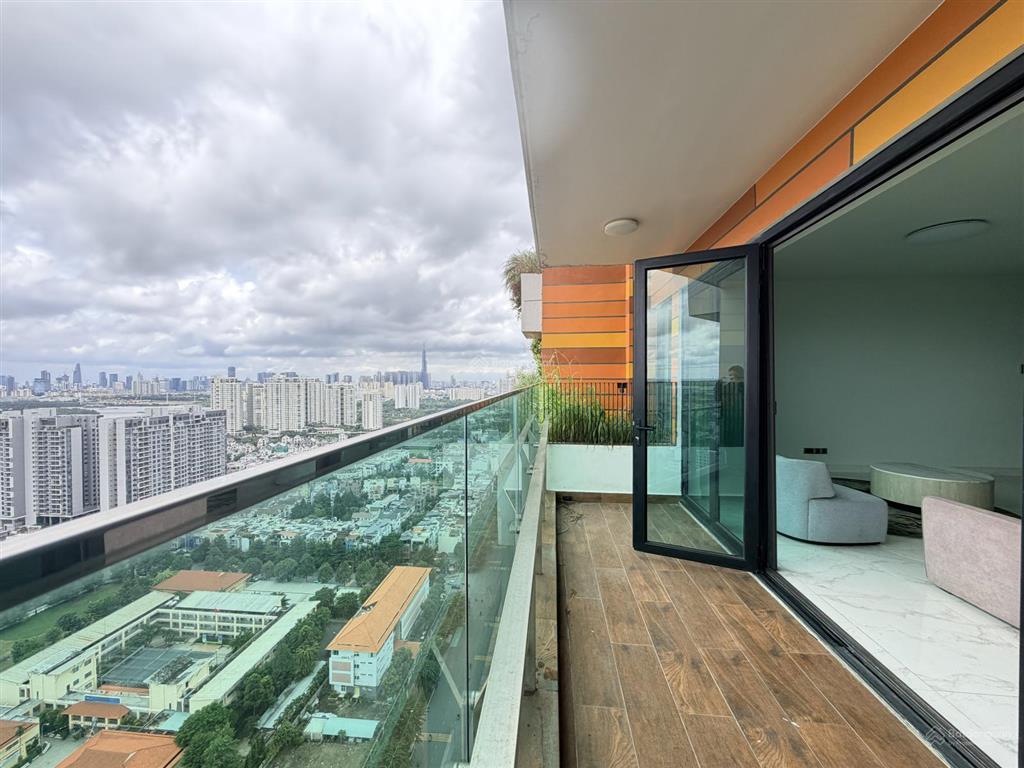Bán gấp căn 5pn5wc feliz en vista, 39 tỷ vnd, tim tường 239m2, sử dụng 216.2m2, tầng cao view sông