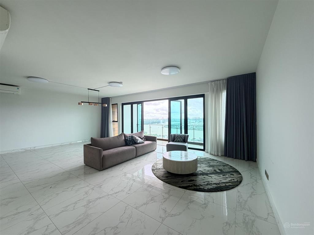 Bán gấp căn 5pn5wc feliz en vista, 39 tỷ vnd, tim tường 239m2, sử dụng 216.2m2, tầng cao view sông