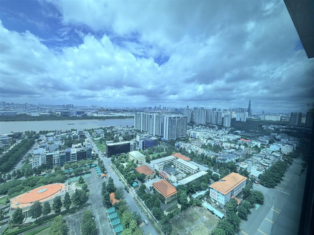 Bán gấp căn 5pn5wc feliz en vista, 39 tỷ vnd, tim tường 239m2, sử dụng 216.2m2, tầng cao view sông