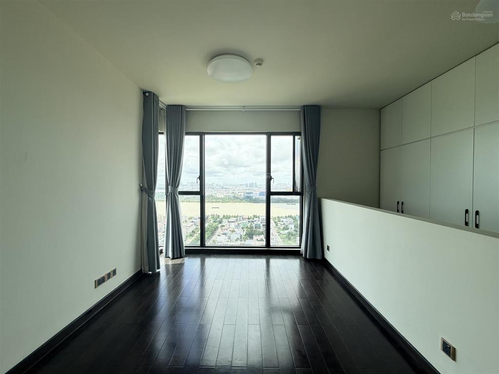 Bán gấp căn 5pn5wc feliz en vista, 39 tỷ vnd, tim tường 239m2, sử dụng 216.2m2, tầng cao view sông