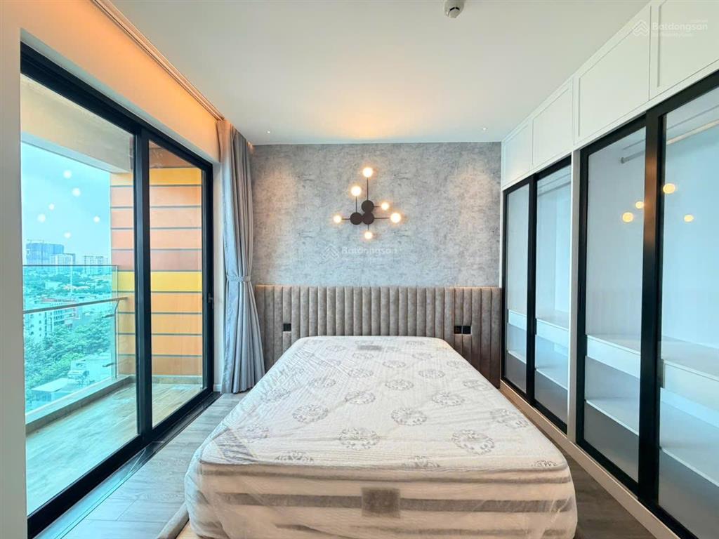 Cho thuê 3pn+1 phòng làm việc, 2wc 133m2 feliz en vista, quận 2  nhà mới tầng cao view landmark81