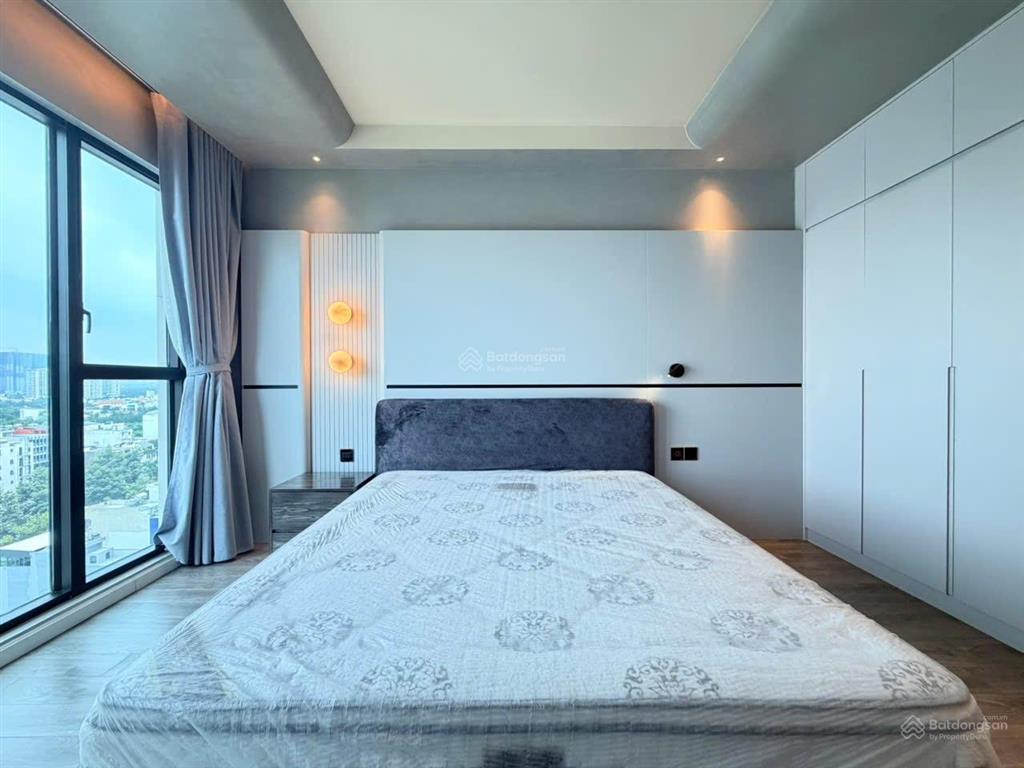 Cho thuê 3pn+1 phòng làm việc, 2wc 133m2 feliz en vista, quận 2  nhà mới tầng cao view landmark81
