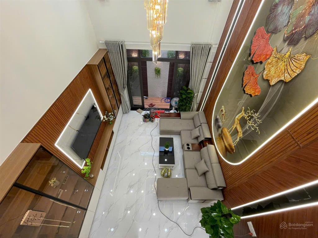 Siêu phẩm nhà phố 4,5 tấm đường hương lộ 2  có thang máy, full nội thất  4x16m  giá bán 9,7 tỷ