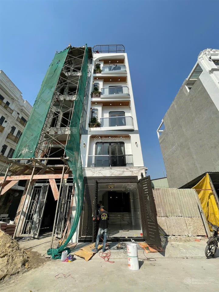 Siêu phẩm nhà phố 4,5 tấm đường hương lộ 2  có thang máy, full nội thất  4x16m  giá bán 9,7 tỷ