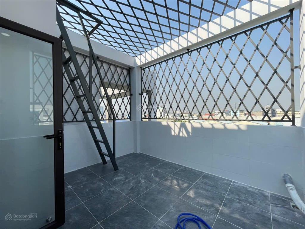 Siêu phẩm nhà phố 4,5 tấm đường hương lộ 2  có thang máy, full nội thất  4x16m  giá bán 9,7 tỷ