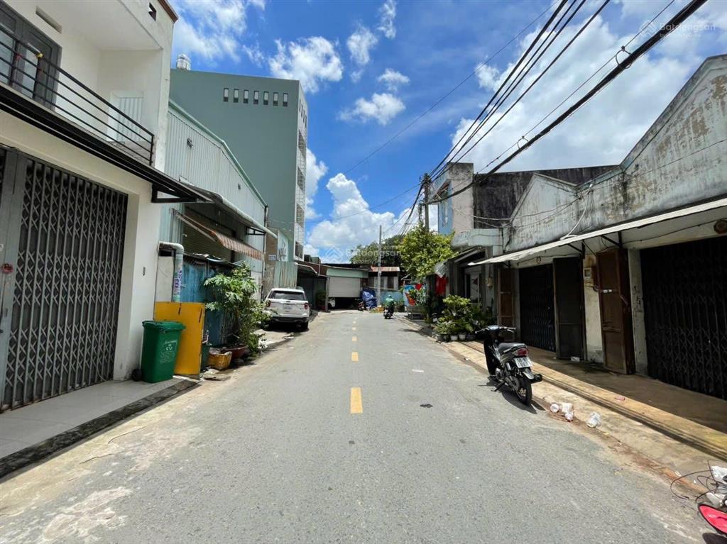 Hàng hiếm  mặt tiền đường số 13 ngay aeon tân phú  5x20m  nhà cấp 4  giá 9,3 tỷ