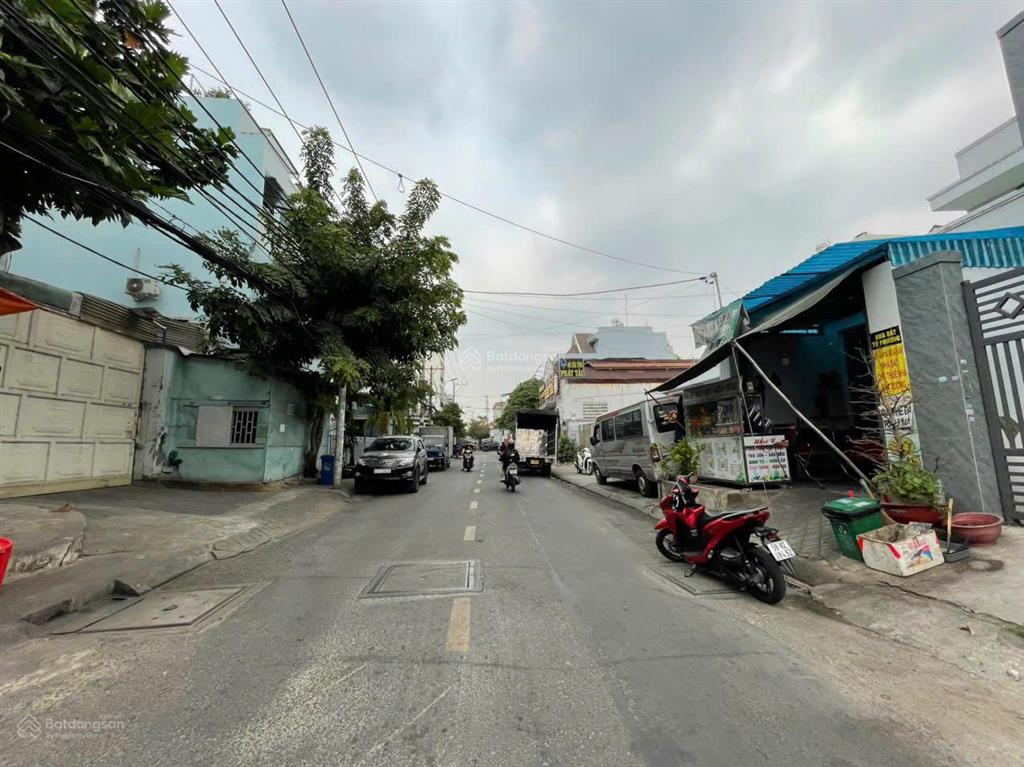 Cho thuê nhà mặt tiền đường số 14 ngay lê văn quới  8x24.5m  nhà cấp 4  giá thuê 30 triệu/tháng
