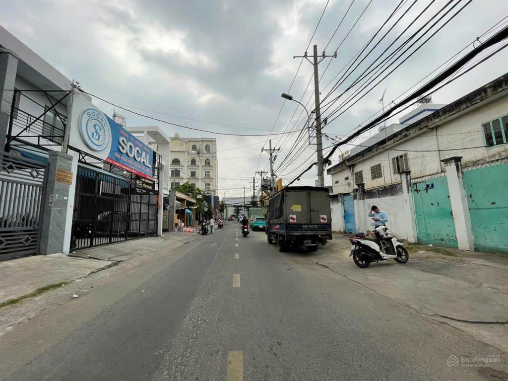 Cho thuê nhà mặt tiền đường số 14 ngay lê văn quới  8x24.5m  nhà cấp 4  giá thuê 30 triệu/tháng