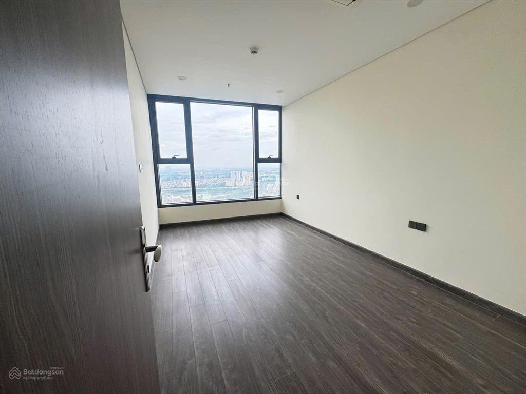 Bán gấp ch n01t7 ngoại giao đoàn, 127m2, full nội thất, giá bán nhanh để xử lý việc