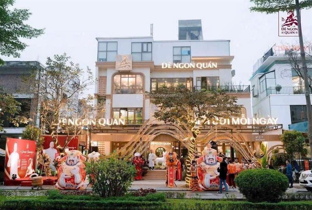 Bt khu ngoại giao đoàn 220m2 hoàn thiện đẹp. giá 5**/m2
