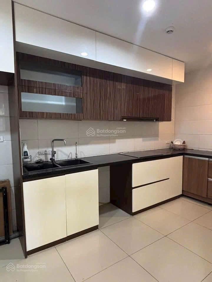 Cc 130m2 tại n01t2 ngoại giao đoàn, giá có thương lượng
