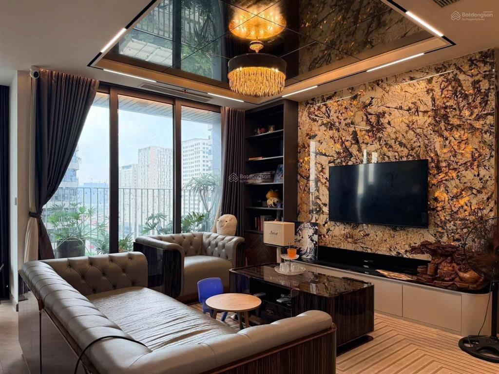Cần tiền bán gấp căn 3pn 105m2 view hồ tây, giá 13,5 tỷ