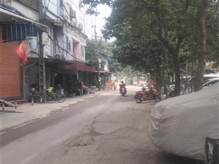 Chính chủ bán toà ccmn phùng khoang. nam từ liêm dt 105m x 8t. mặt tiền 5.5m. giá 32.8 tỷ