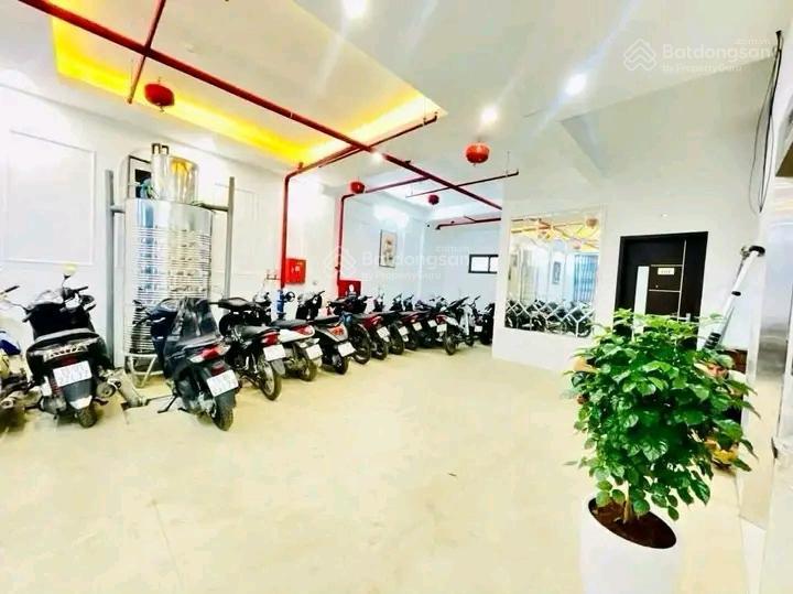 Bán toà ccmn phùng khoang. nam từ liêm dt 121m x 7t. mt8m. giá 26.4 tỷ