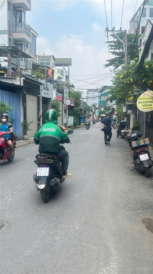 Bán nhà mặt tiền hẻm 549 lê văn thọ kinh doanh buôn bán sầm uất dt 4.5mx26m gía chỉ 9,5 tỷ