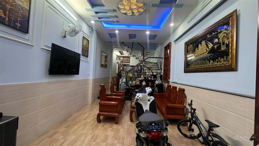 Bán nhà 3 lầu hẻm 8m đường phạm văn chiêu dt 4mx24m giá chỉ 8,5 tỷ tl