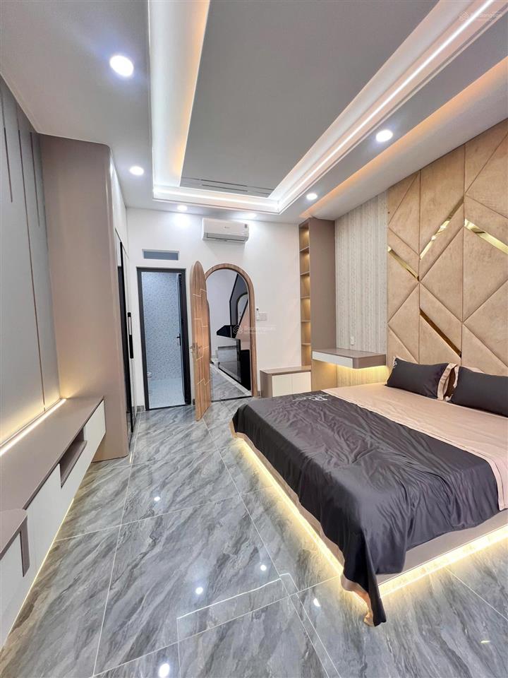 Siêu phẩm 4 tầng full nội thất đường thạnh xuân 25 .q 12 khoảng 7 đồng!