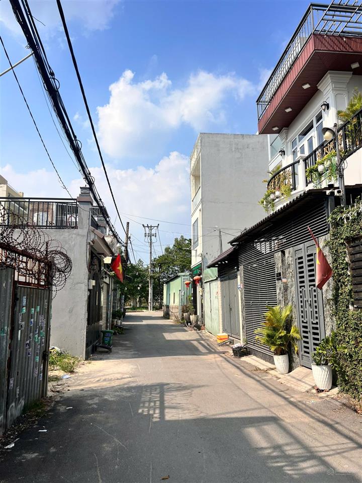 Chỉ 5,5 tỷ / căn 4x22m 1tr 1l. thạnh xuân 43, q12. giá chốt tốt.