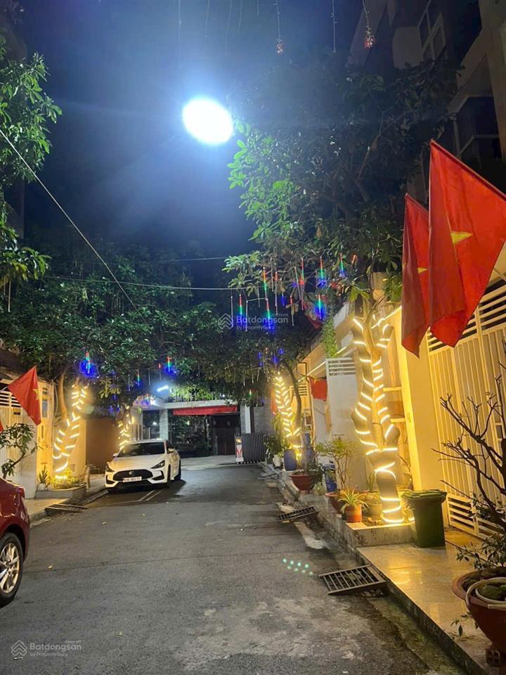 Giá 5,5 tỷ tl nhà 1tr 2 lầu khu vip thạnh xuân 25. q. 12. giá chốt tốt