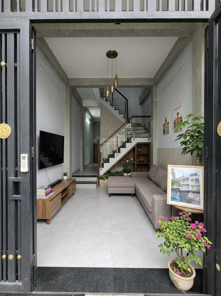 Bán gấp nhà hẻm nhựa xe hơi đỗ xuân hợp 4 tầng 4 pn  7.5 tỷ