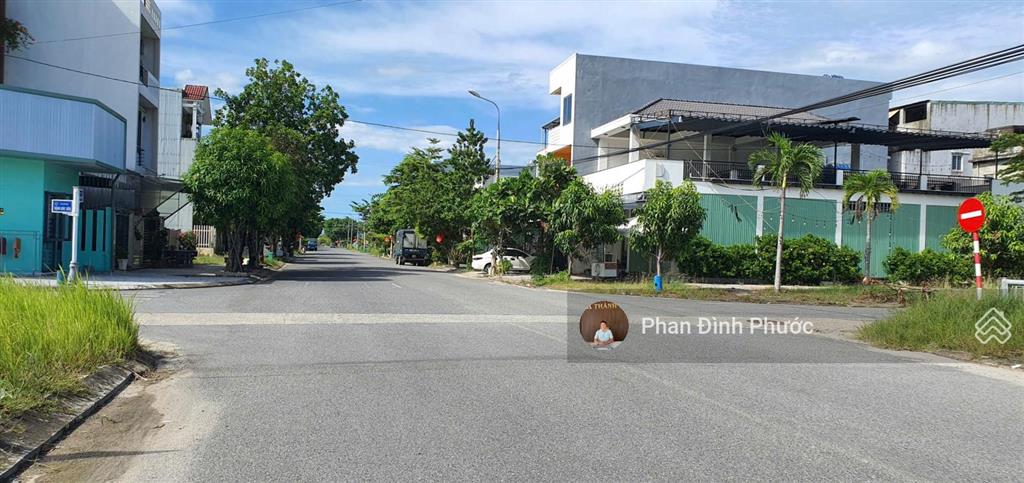 Lô góc 2mt đô đốc lân (10,5m) & nguyễn văn xuân  hòa xuân
