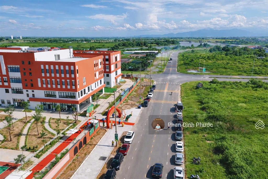 Bán cặp đất trần nam trung (đường 15m)  hòa xuân